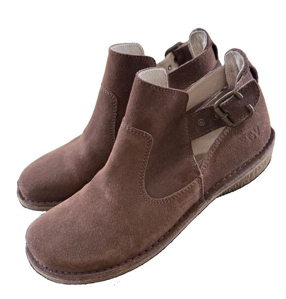 Weinbrenner Shoes - Weinbrenner Brown Suede Ankle Boots Women Sz 9.5 Casual Gorpcore Comfy EUC
